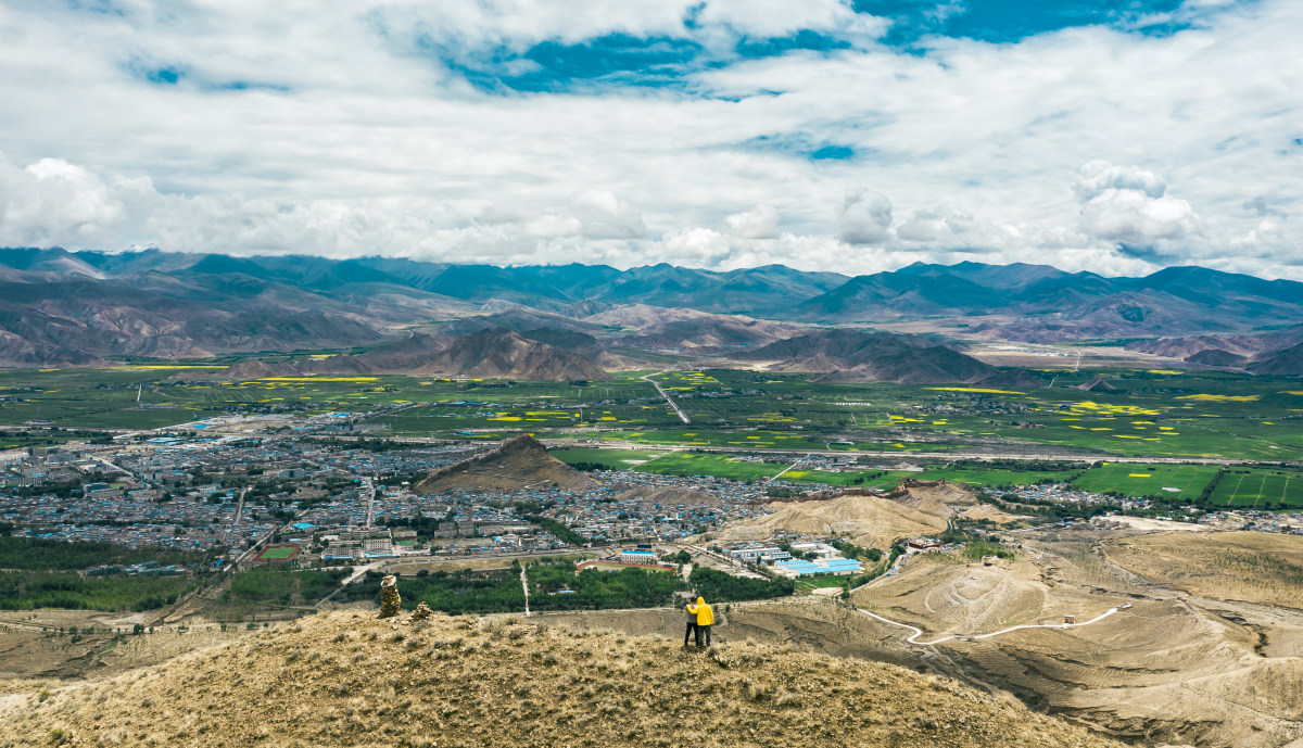 异域行者江孜最高峰看见江孜全景.