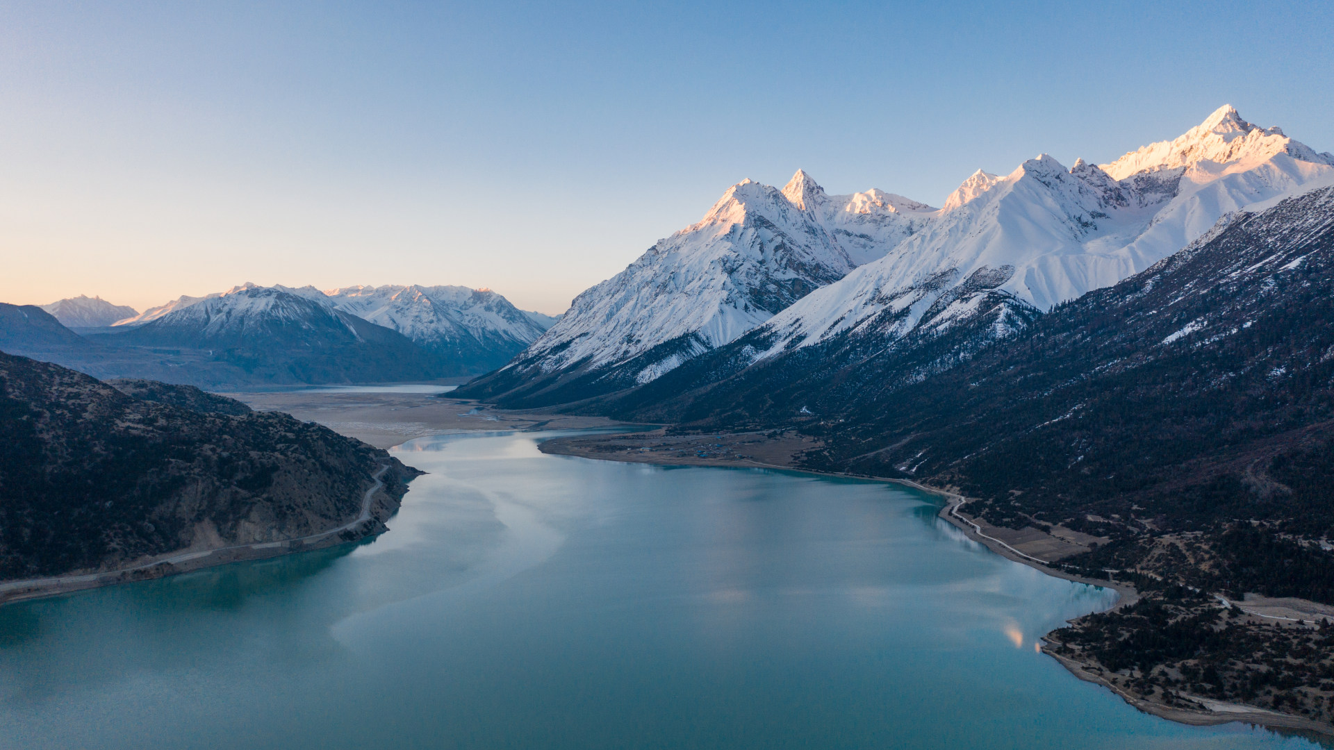 上然乌湖日出(the sunrise of ranwu lake)