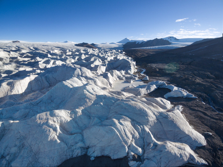 西藏双湖县普若岗日冰川