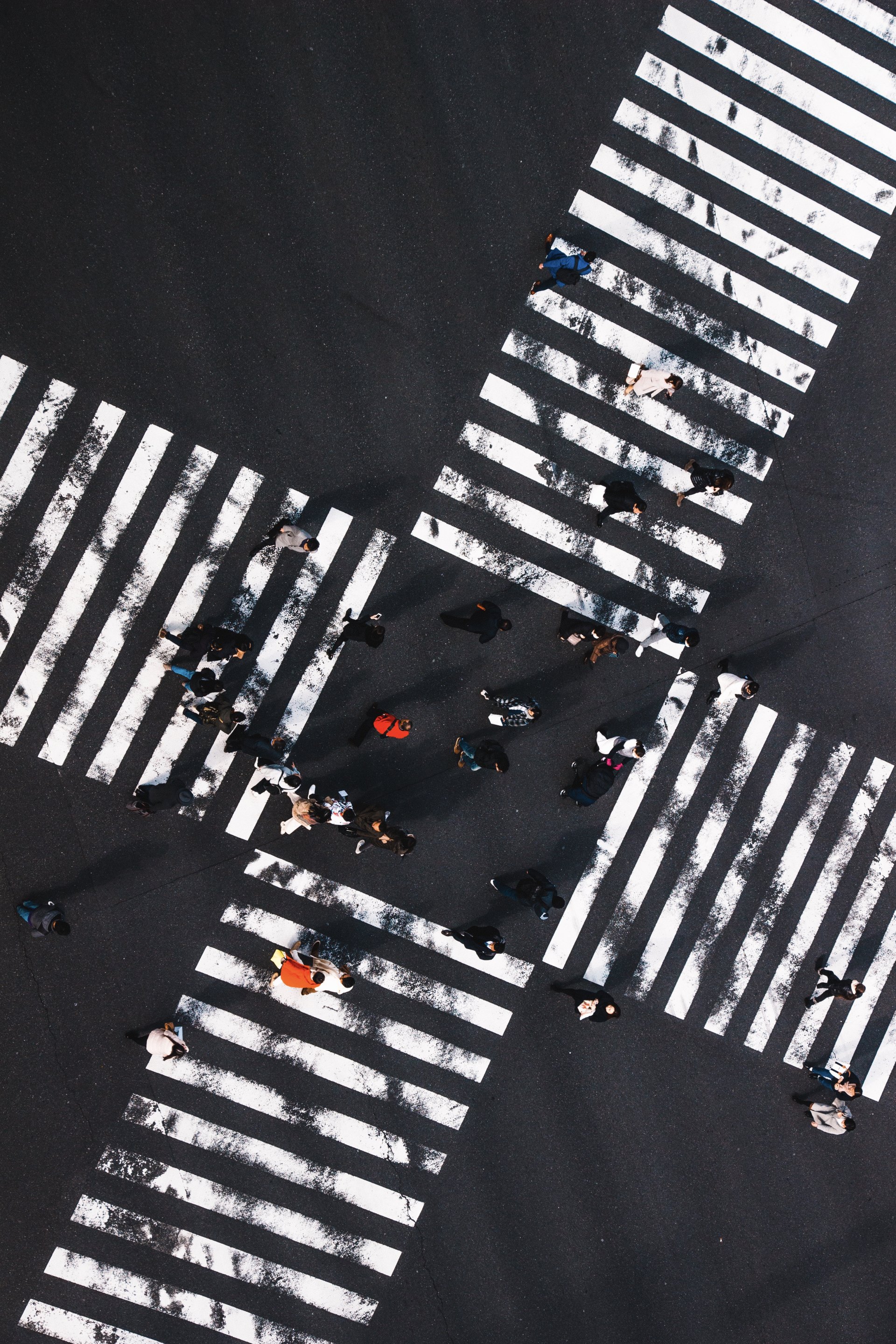 马路上的行人 来自 b017 | 天空之城