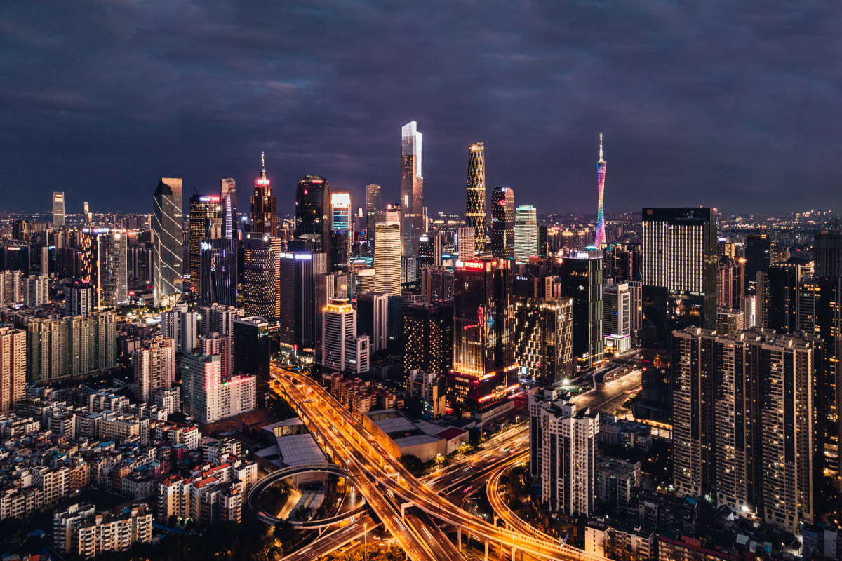 18设备:mavic air 2拍摄参数2021-2-18广州mavic air 2夜景