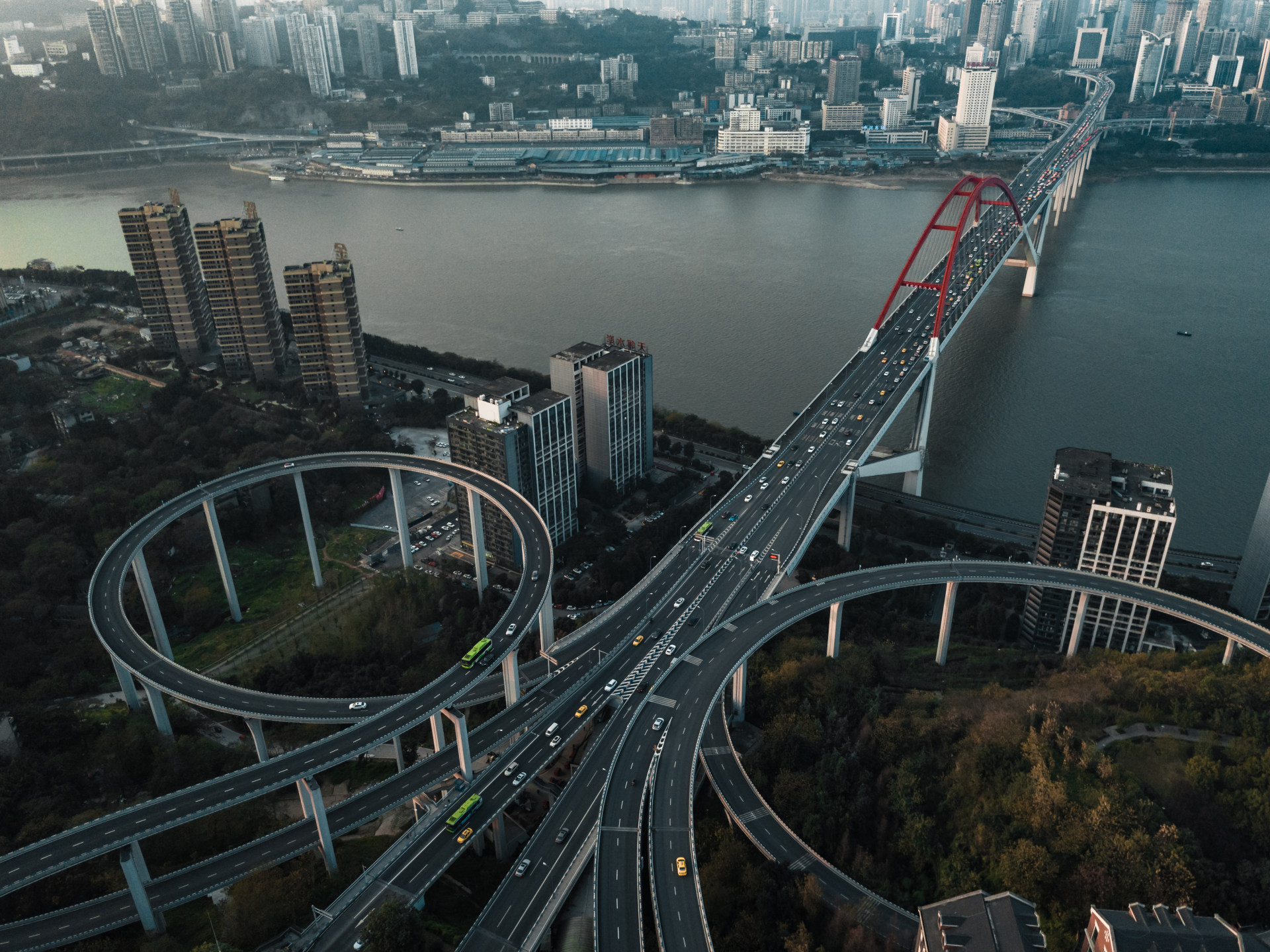 上帝视角的桥都——中国重庆