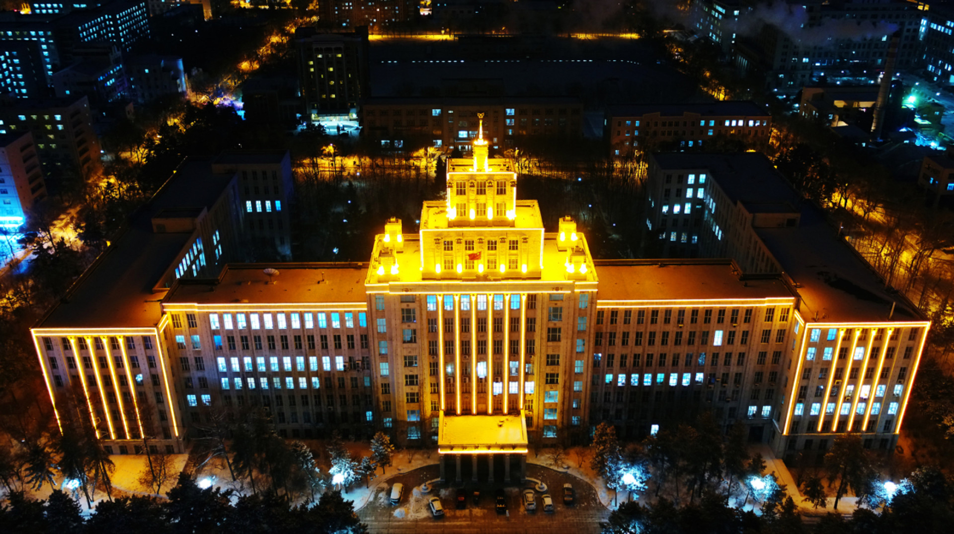 東北林業大學主樓夜景