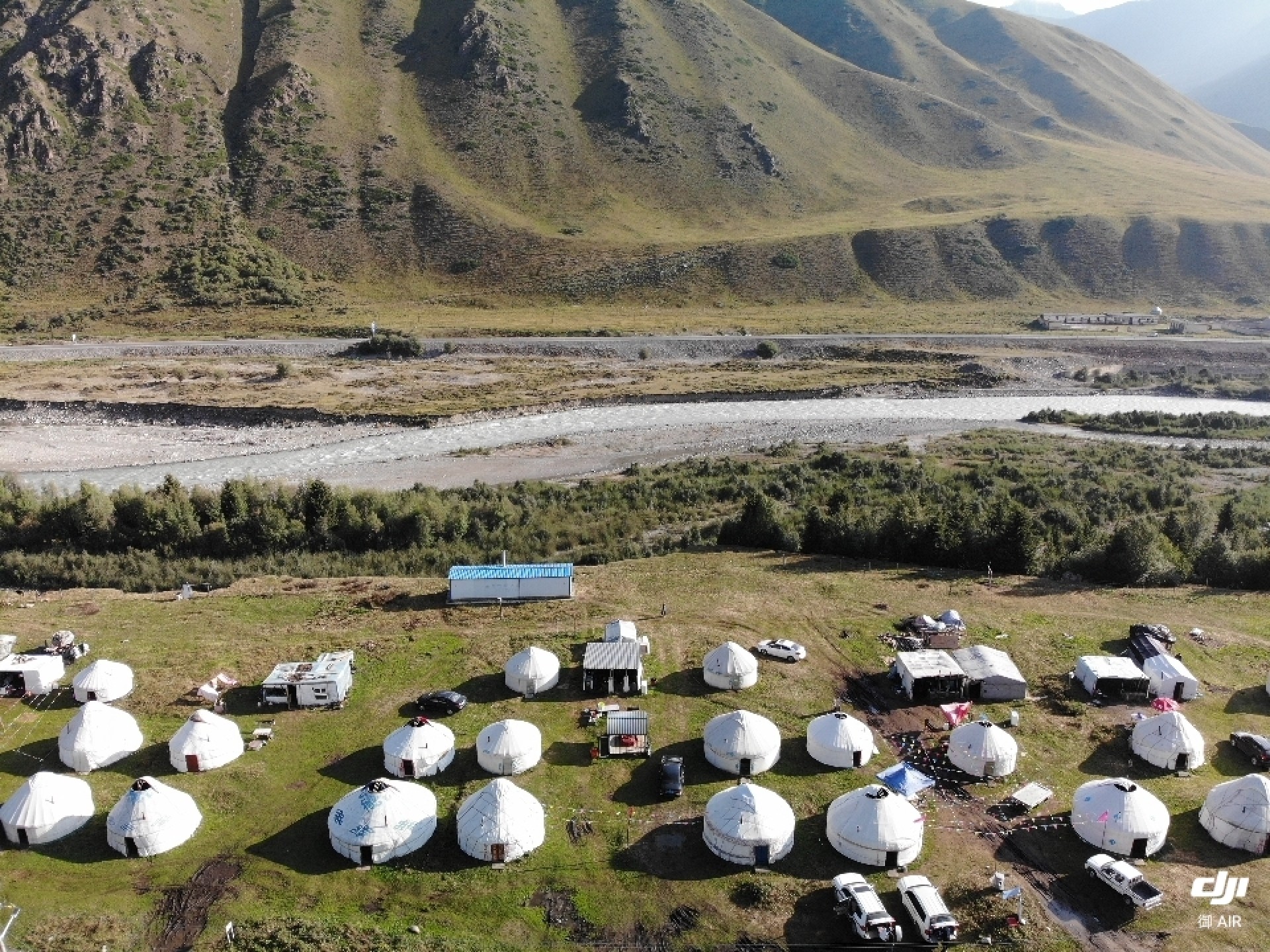 乔尔玛镇蒙古包