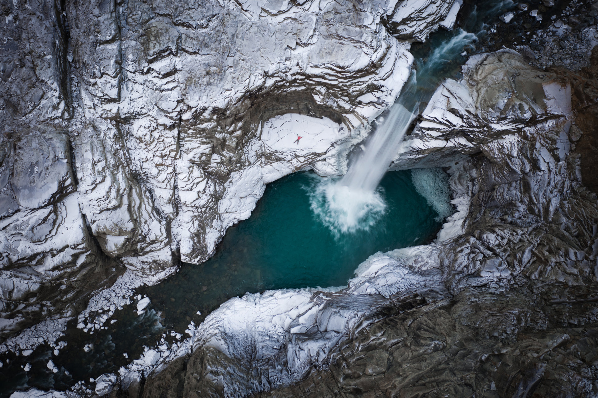 贡嘎山冰川瀑布图片