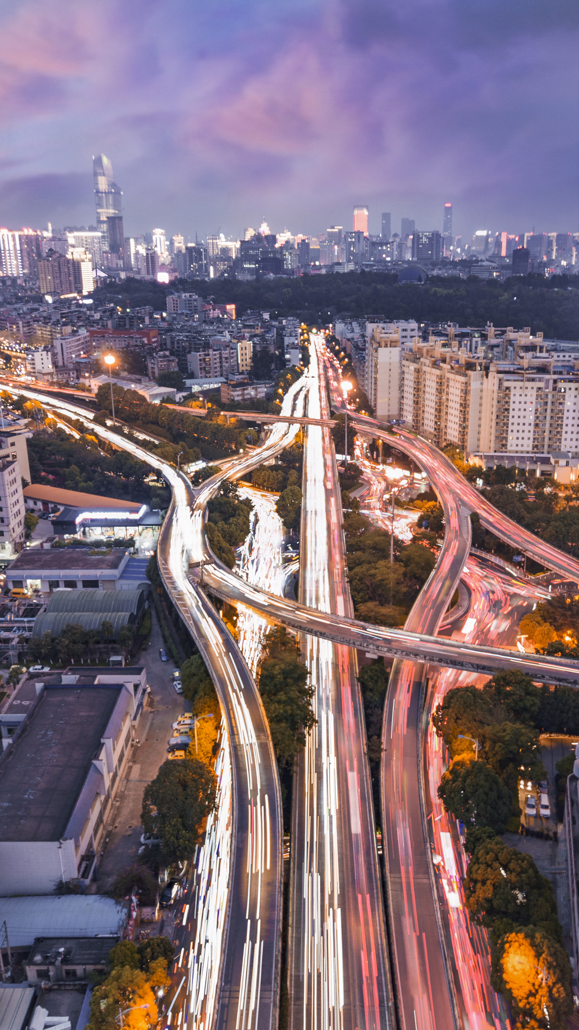 夜色下的昆明立交桥