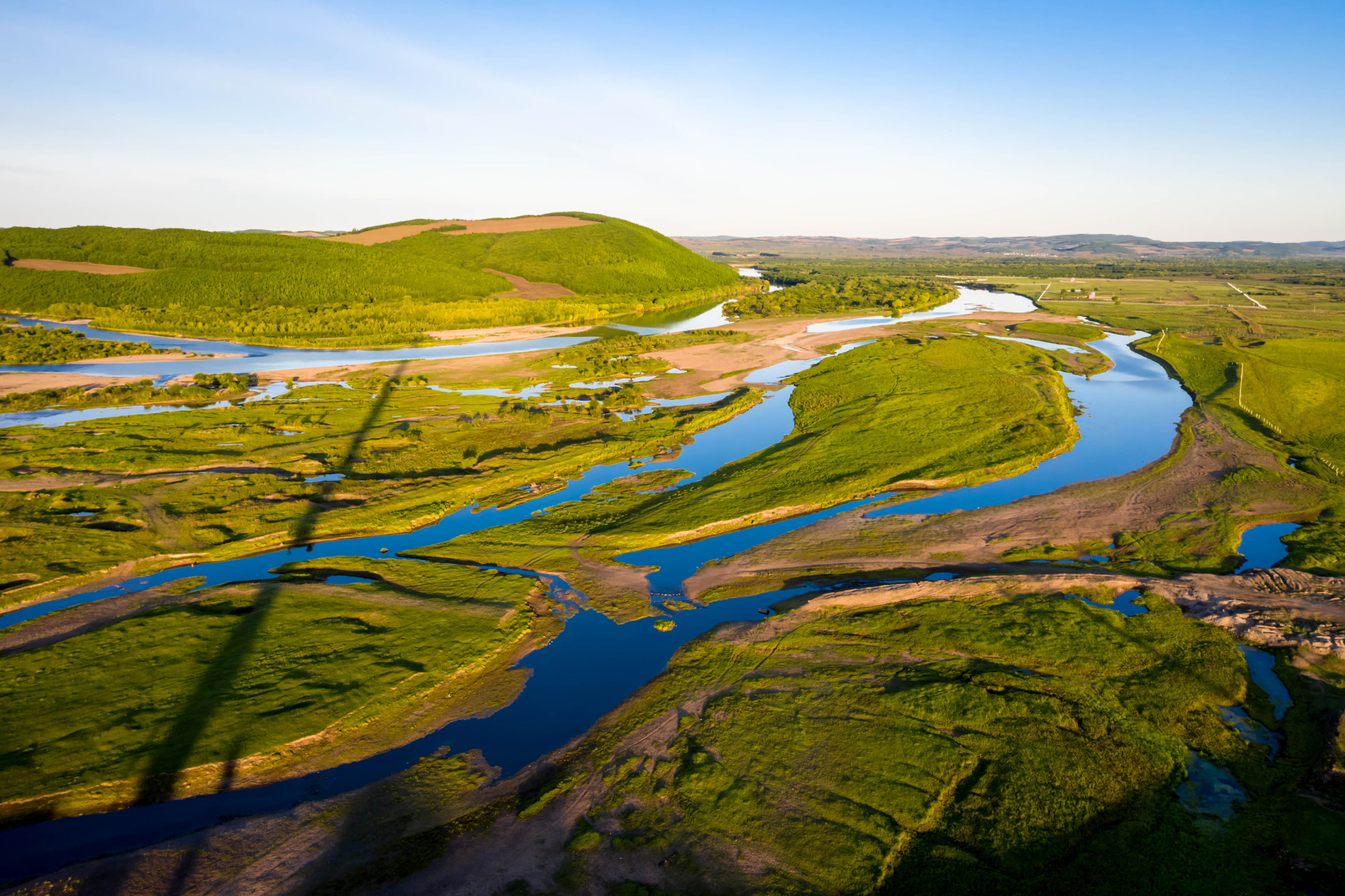 呼伦贝尔市鄂伦春旗大杨树镇甘河湿地