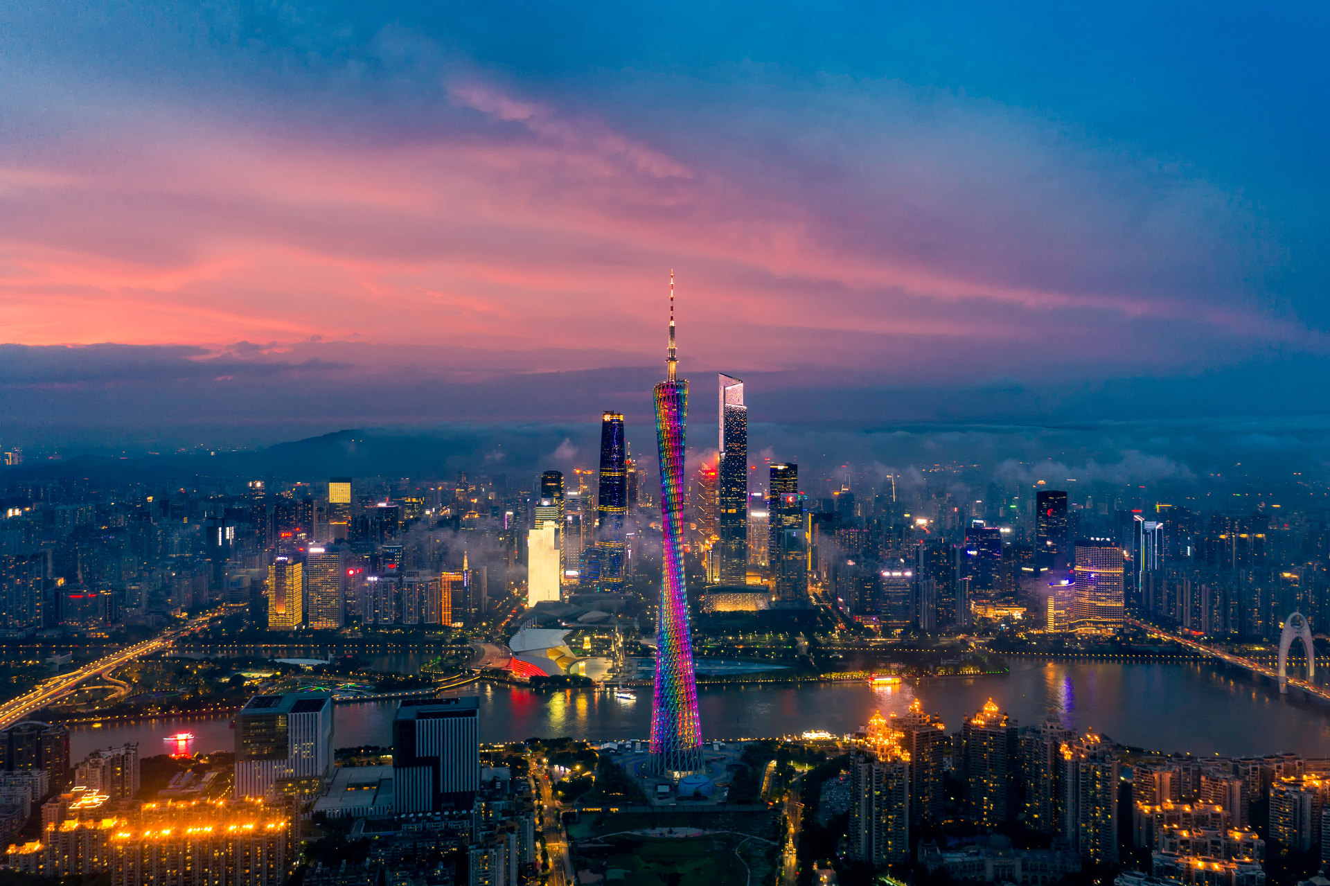 广州中轴线晚霞