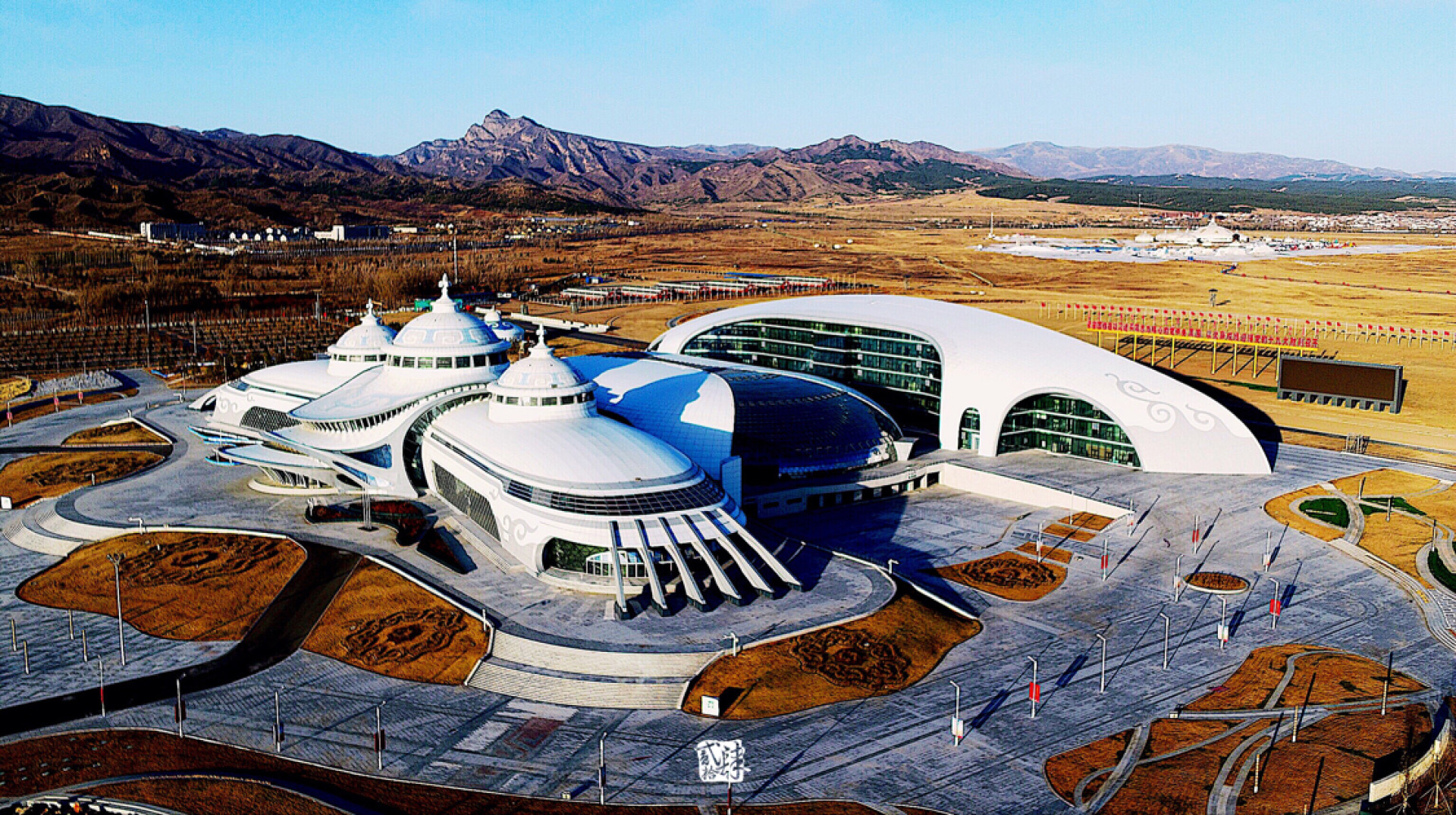 「野马图-呼和塔拉会议中心」