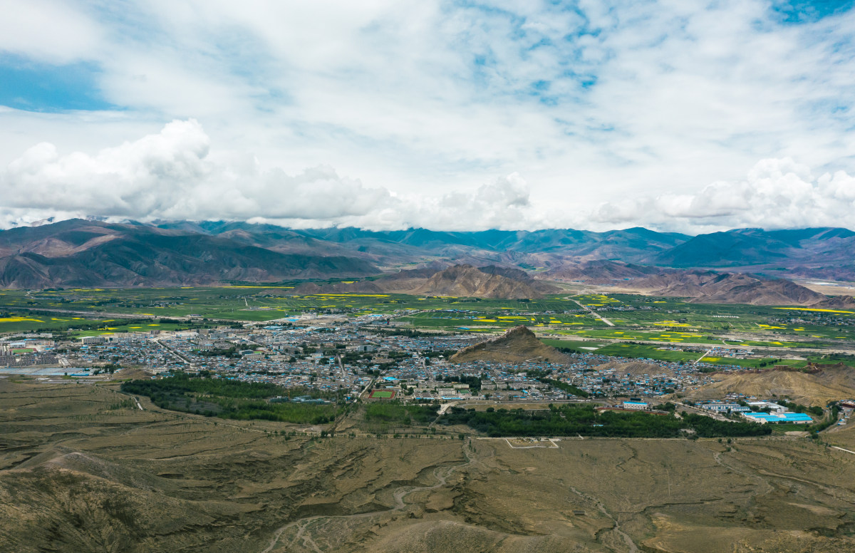 江孜县全景