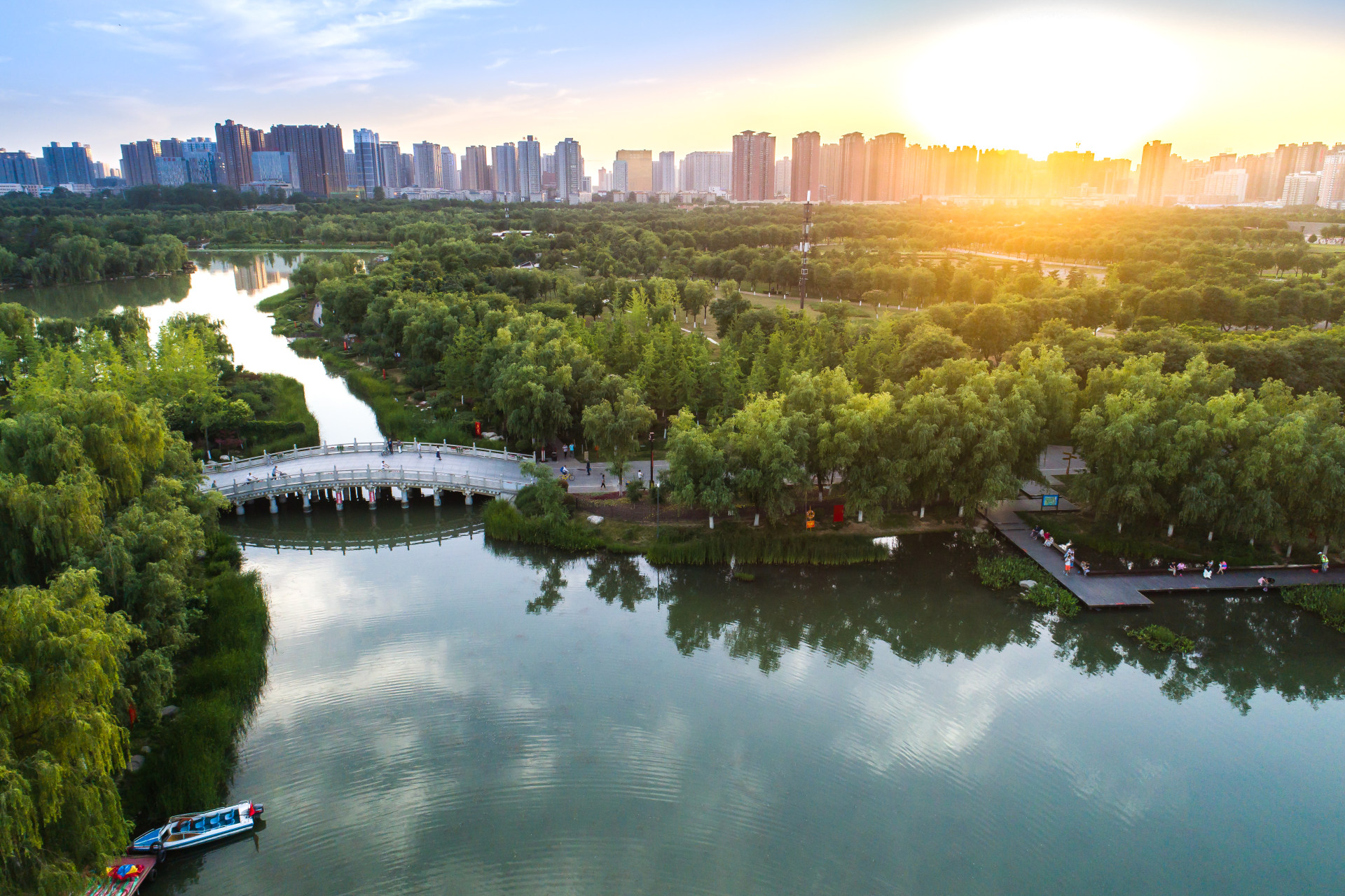 太液池-西安大明宫遗址公园