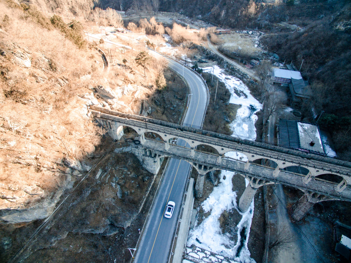 北京郊县高架引水桥随拍