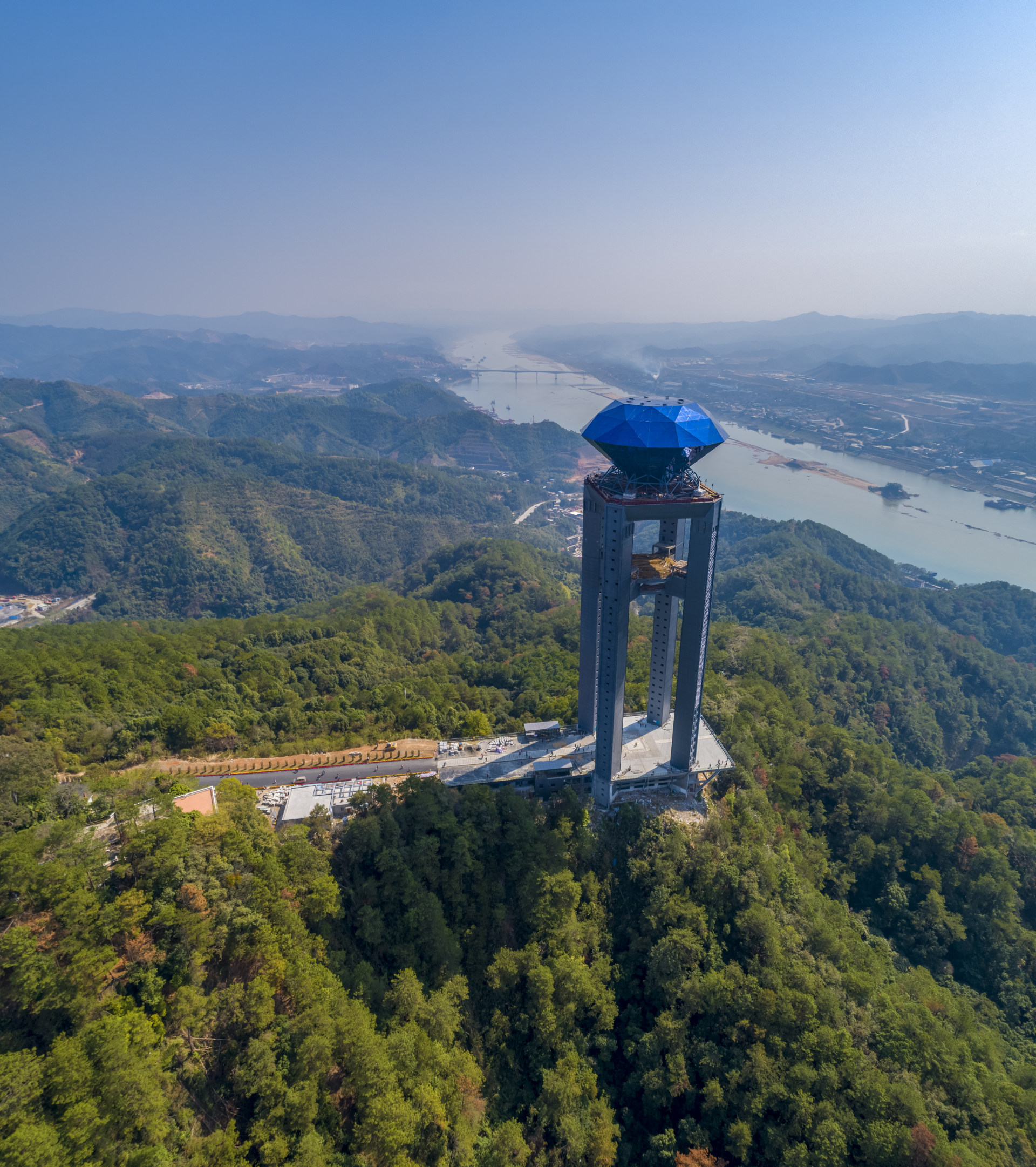 梧州白云山西江明珠塔云峰亭梧州广播电视塔