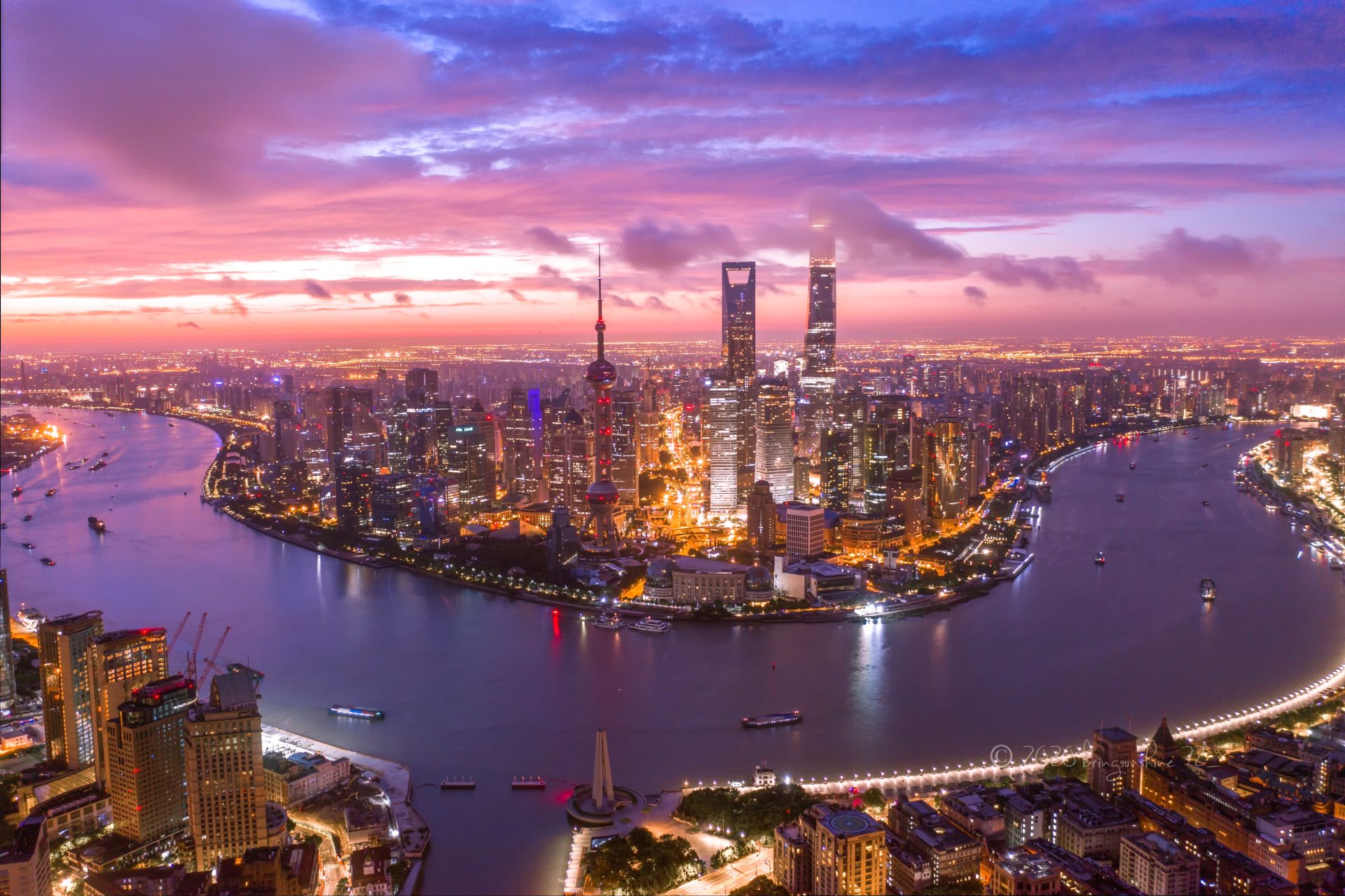 上海最美日出火烧云