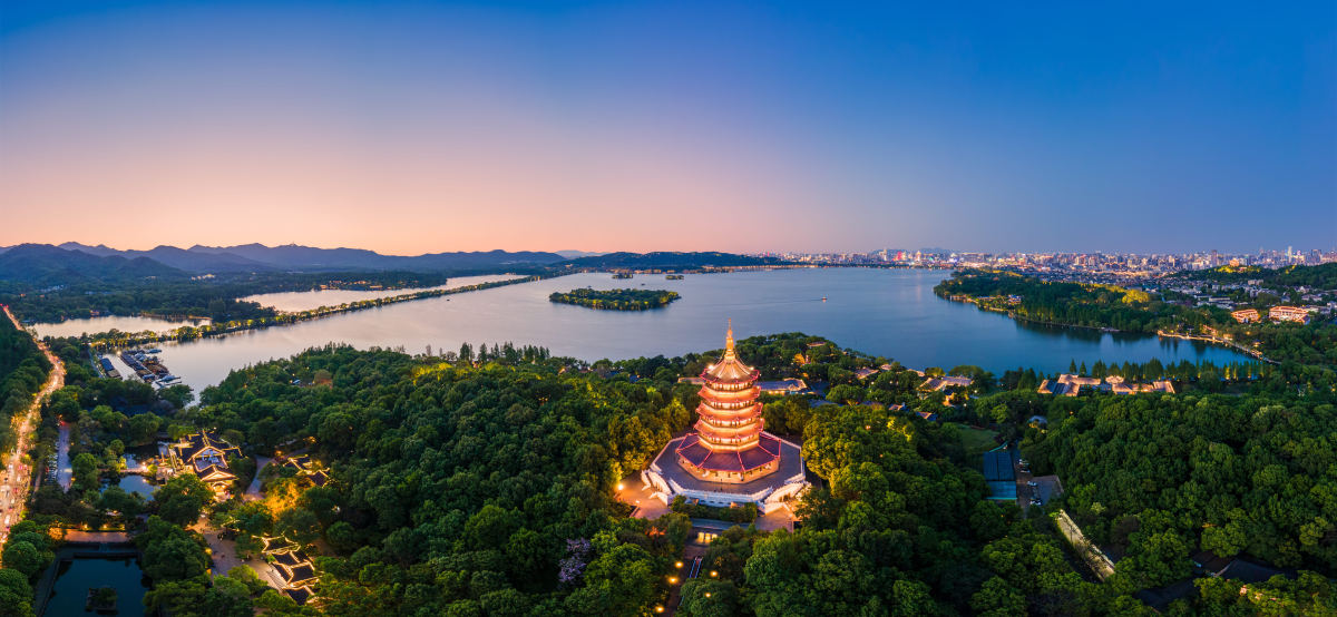 西湖全景 雷峰塔by 胖球photo Skypixel