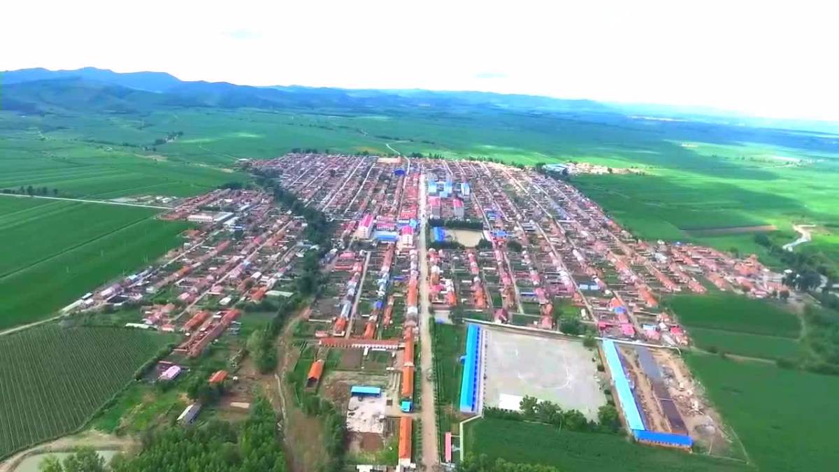 航拍小五站镇全景