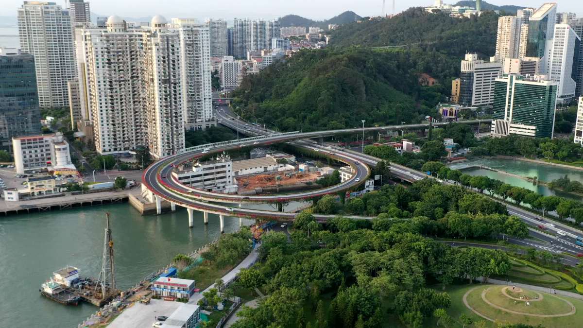 20200627海湾公园延时看东渡立交