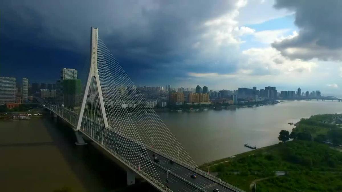 6月12日冰雹後的哈爾濱松浦大橋