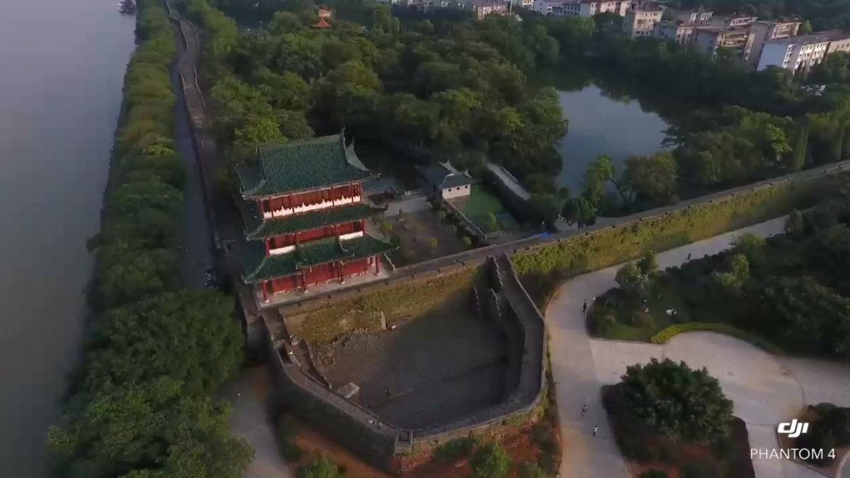 八境台 -赣州标志性古建筑-坐落在江西省赣州市北八境公园内,章江和贡