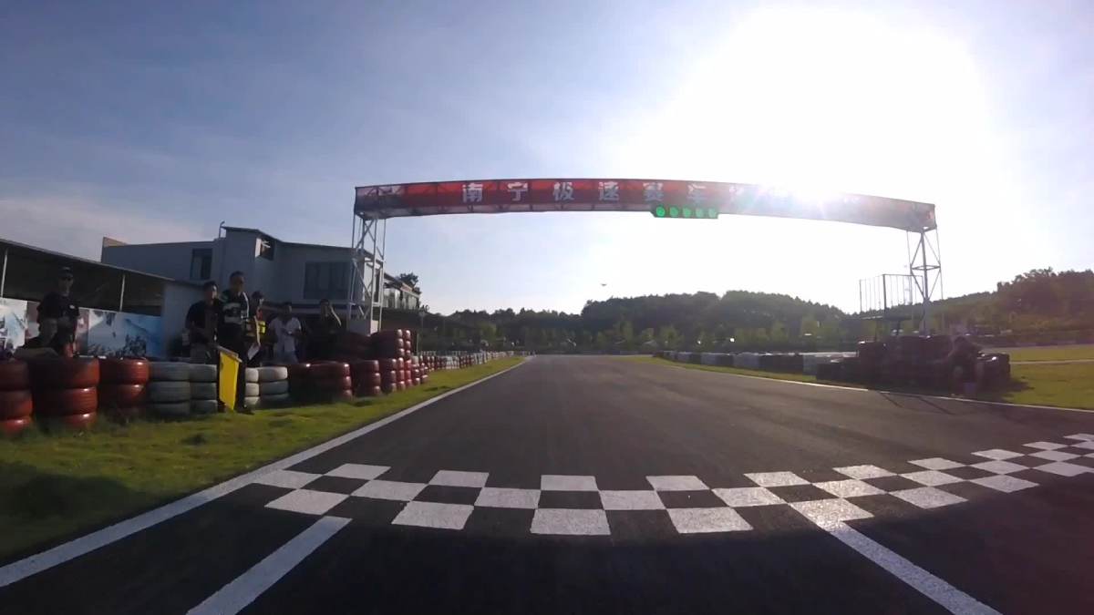 第一届桂车记摩托车交流赛樱花赛道minigp组正赛