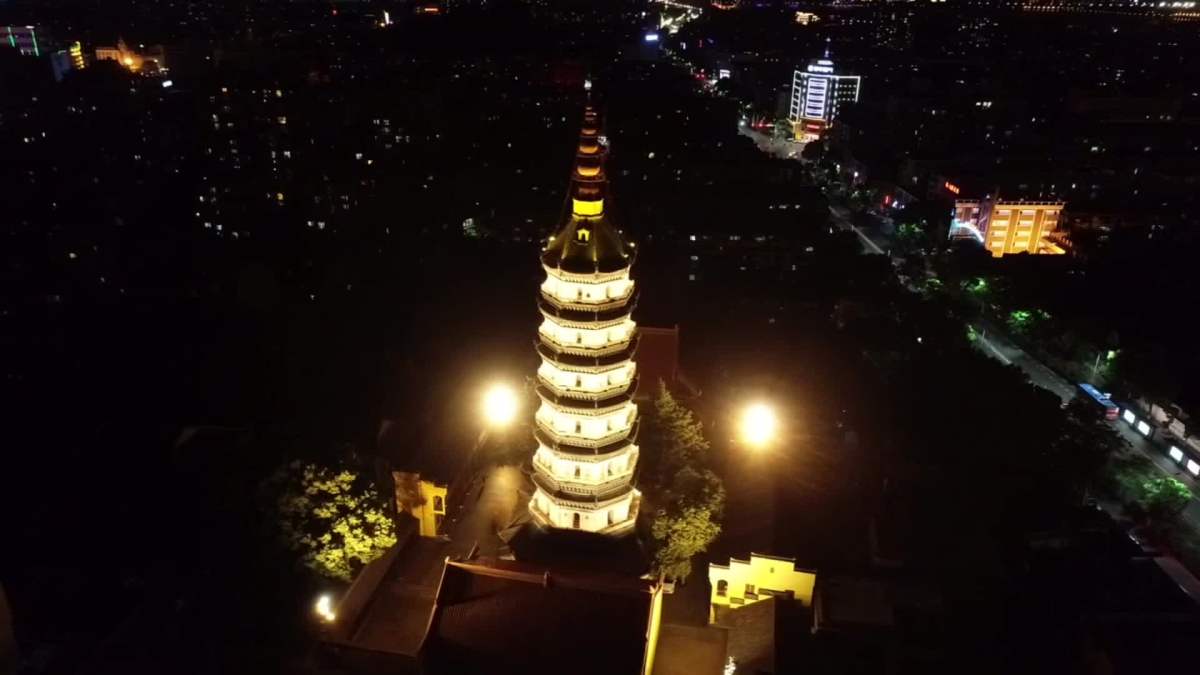 振风塔夜景图片