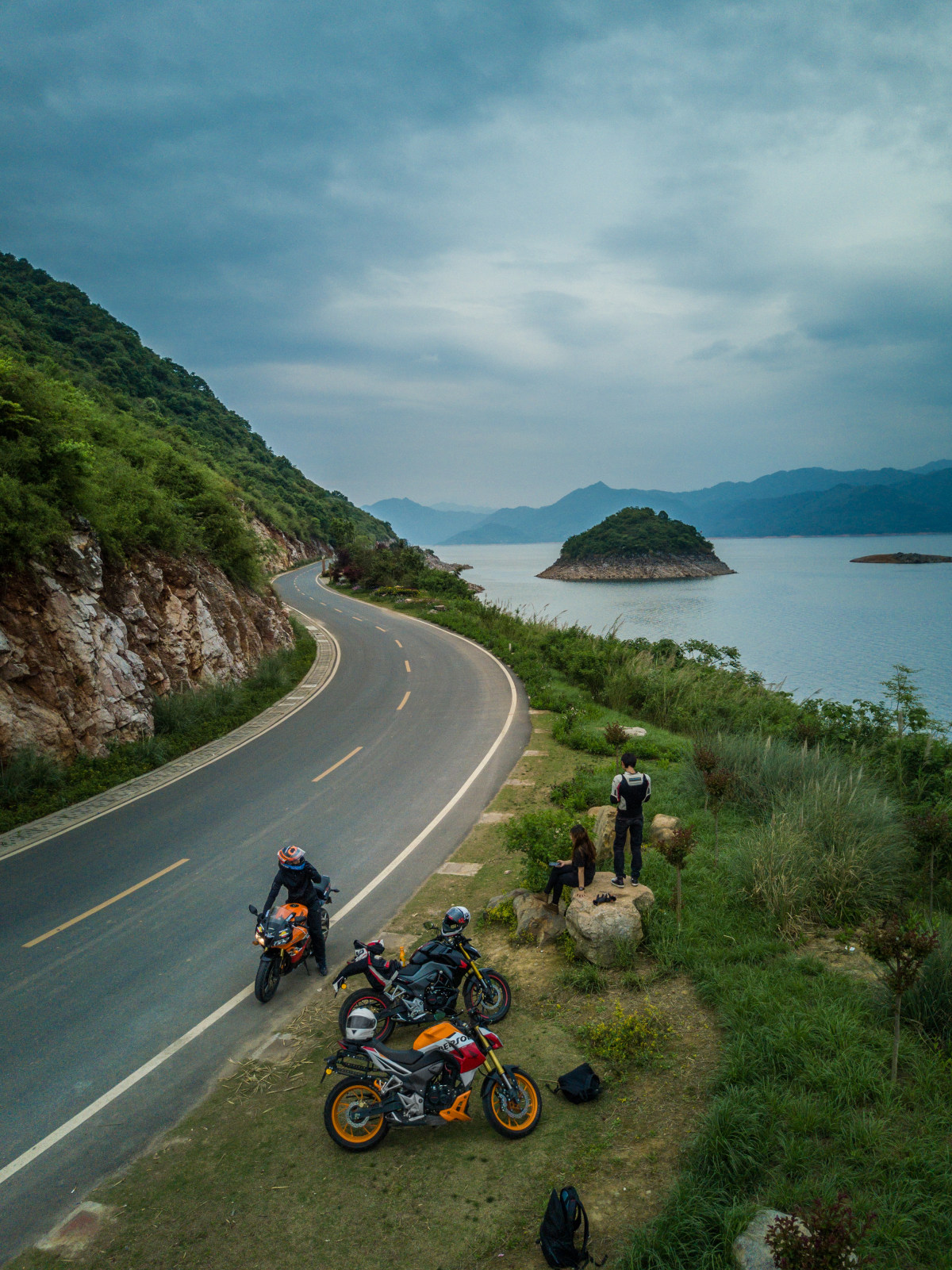 白廊环湖公路景点图片