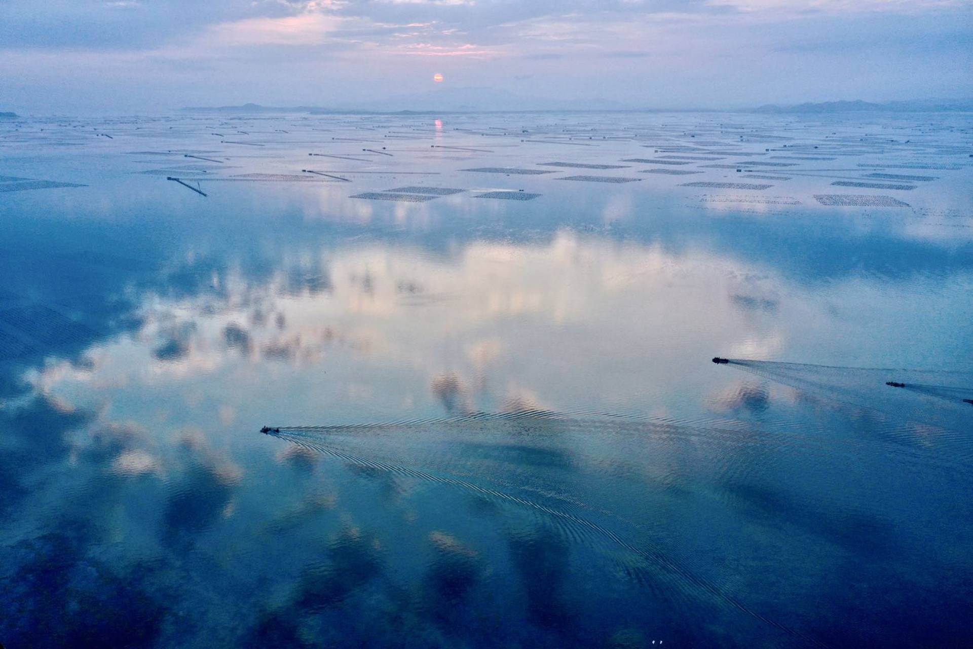 风平浪静水墨东山by 姜克红 SkyPixel